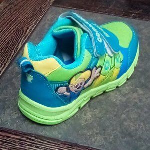 Kid’s shoes